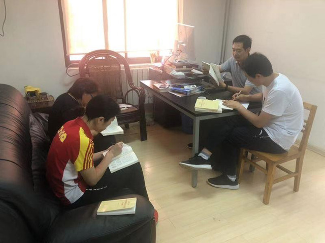 学院班子及支委学习中 学院班子及支委学习中